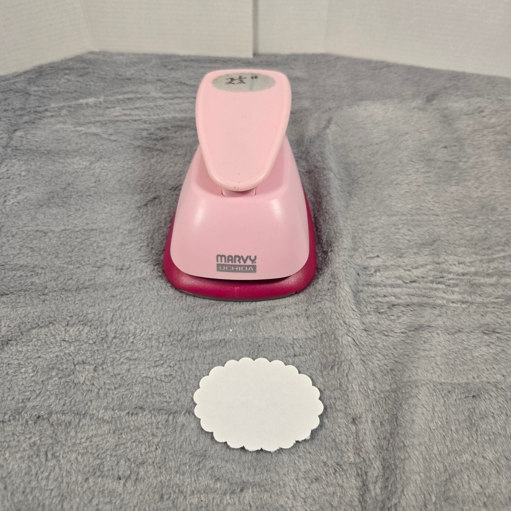 Marvy Uchida Clever Lever Scalloped Circle Paper Punch 2.5 Inch Pink Craft Tool